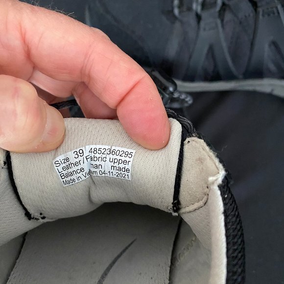 Dansko Henriette women's walking shoes - worn once - Picture 3 of 3